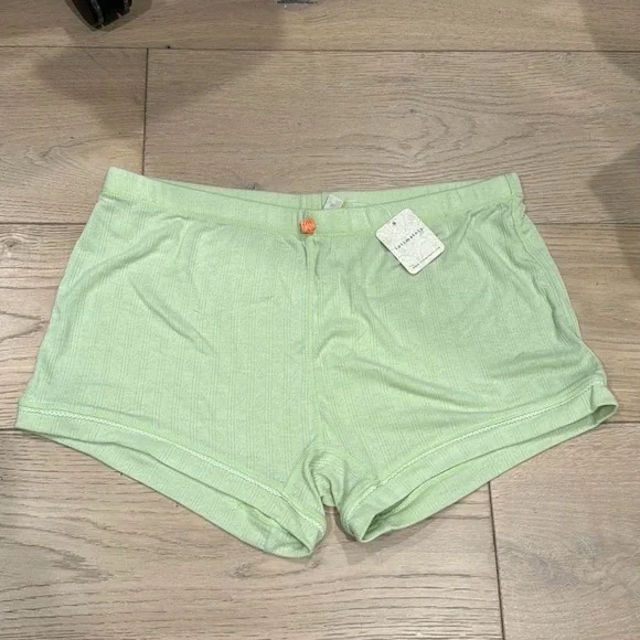 Free People Intimately Lime Sorbetto Ribbed Lounge Shorts Size L NWT - Picture 3 of 5
